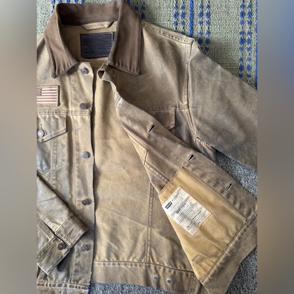 Filson x Levi’s Trucker Jacket - Picture 3 of 16